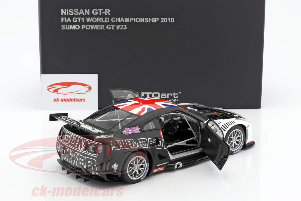 Nissan GT-R #23 FIA GT1 RHD VM 2010 Krumm Dumbreck 1:18 AUTOart