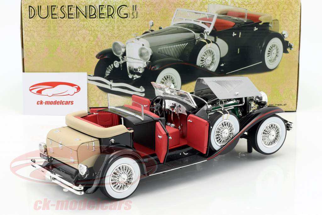 Duesenberg II SJ année de construction 1934 argent / noir 1:18 Greenlight