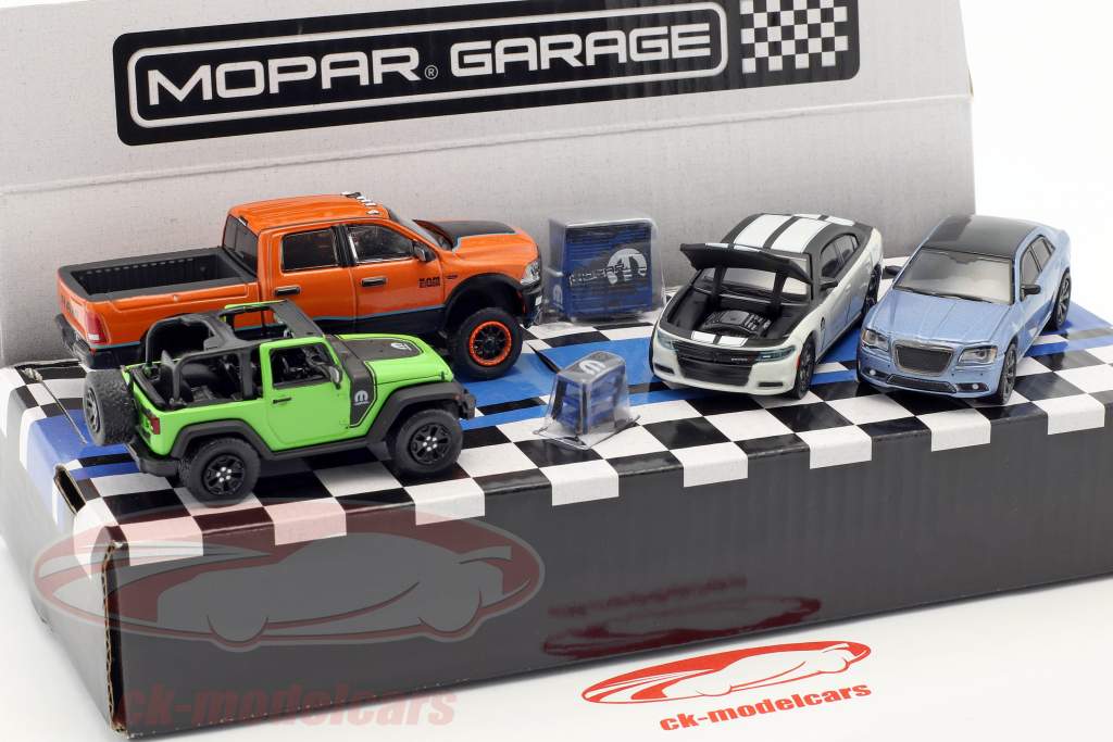 Greenlight 1:64 4-Car Set Mopar Garage 58041 模型汽车58041