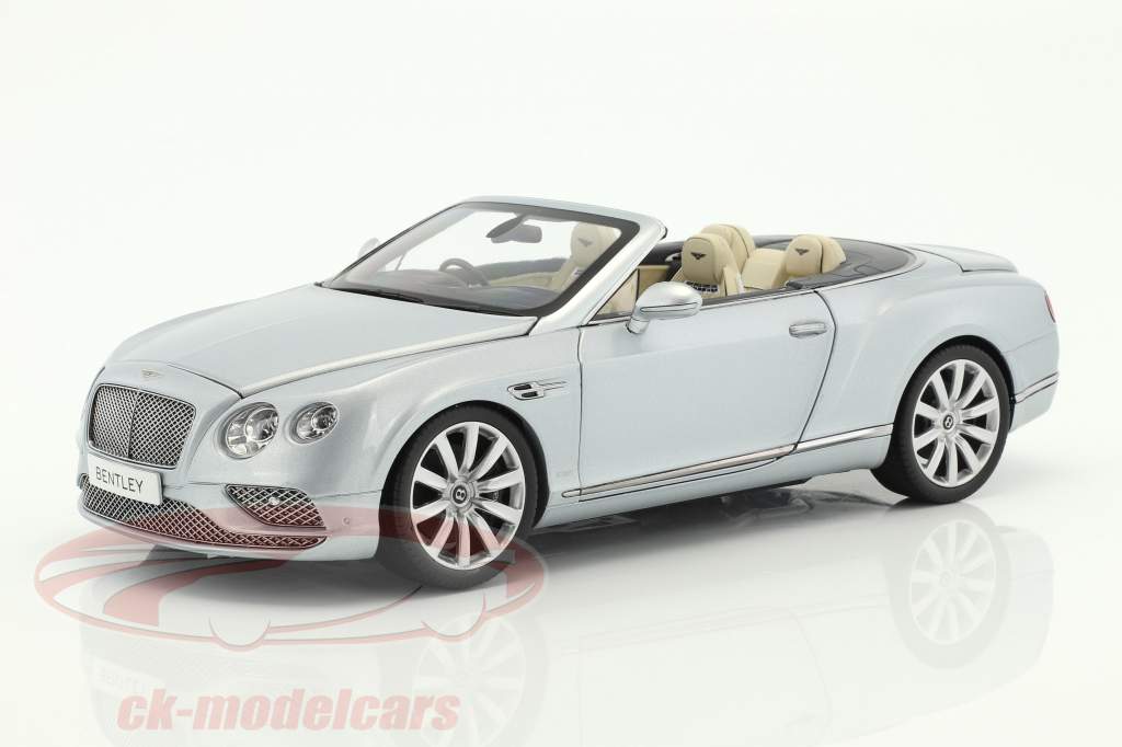 Bentley Continental GT コンバーチブル RHD 築 2016 銀 1:18 Paragon Models