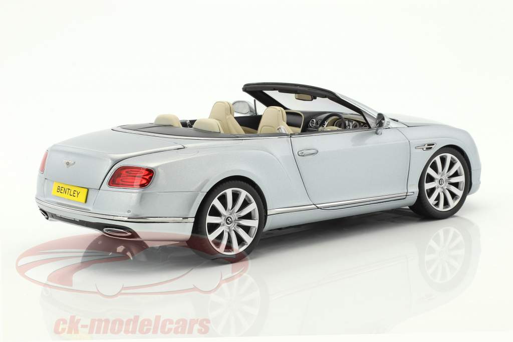 Bentley Continental GT コンバーチブル RHD 築 2016 銀 1:18 Paragon Models