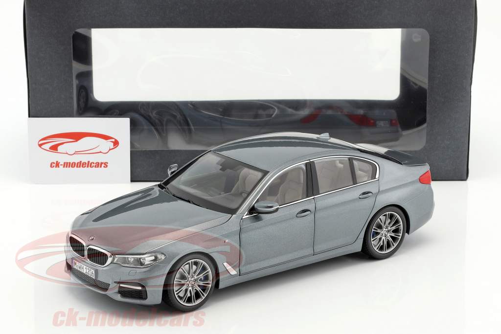 BMW 5 Series (G30) berline année de construction 2017 Bluestone métallique 1:18 Kyosho