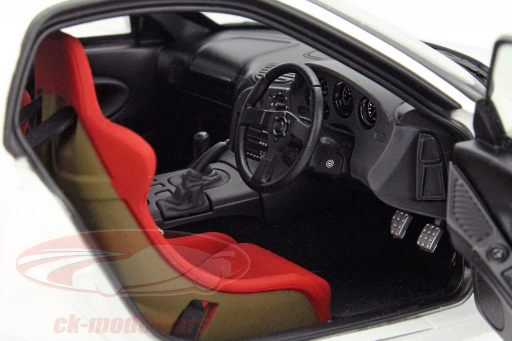 Mazda Efini RX-7 (FD) Tuned Version Año 1991 blanco 1:18 AUTOart