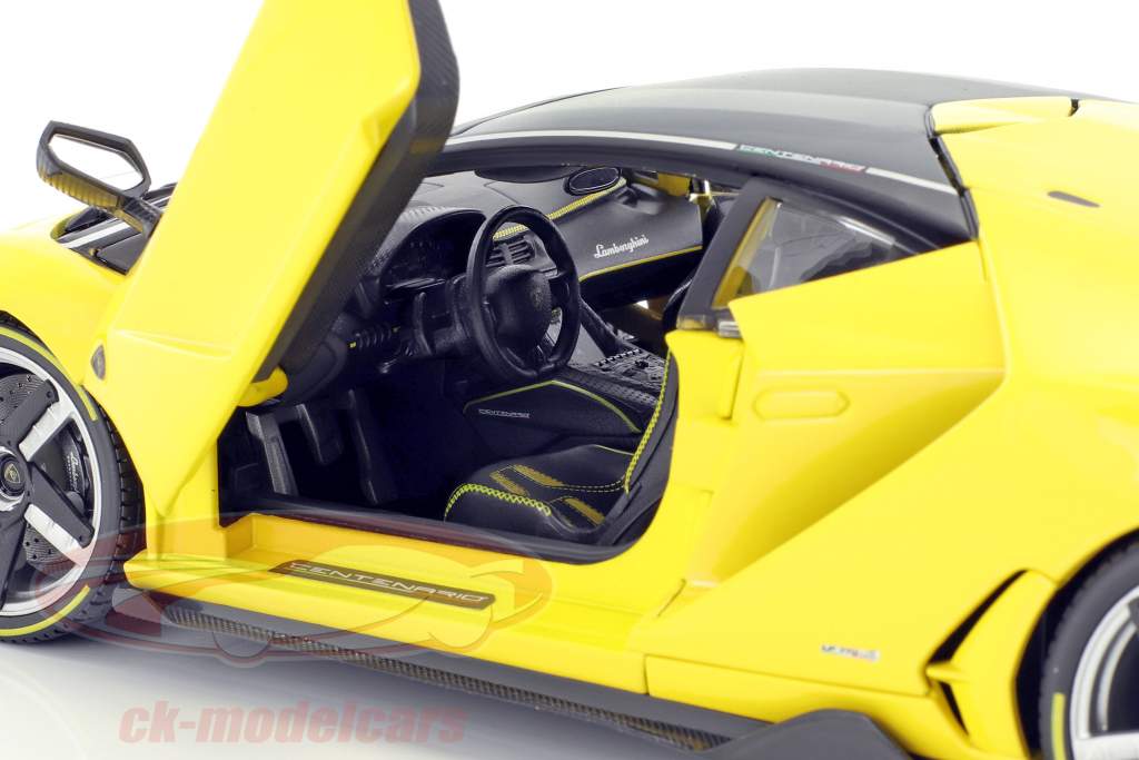 Lamborghini Centenario Bouwjaar 2016 geel 1:18 Maisto
