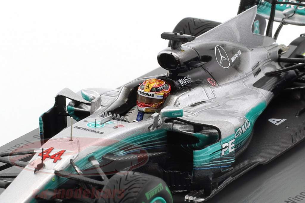 Spark 1:43 Lewis Hamilton Mercedes F1 W08 EQ Power #44