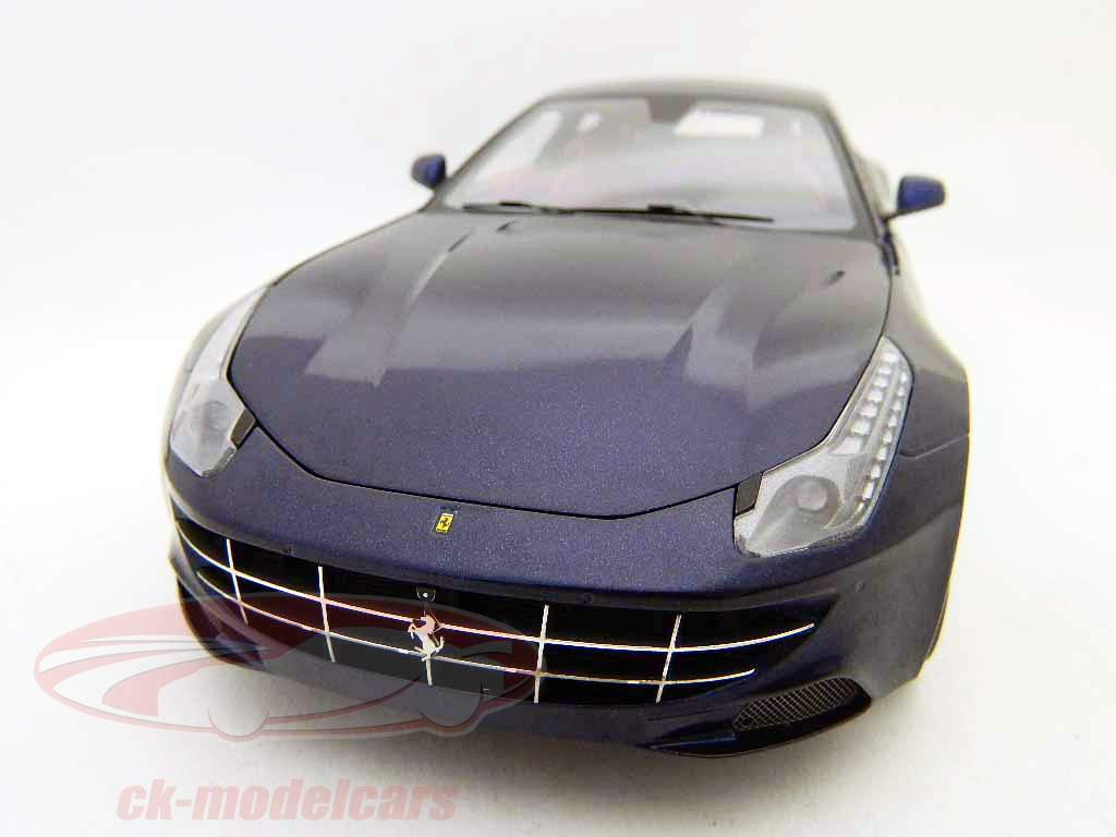 Ferrari FF Fire model 2010 mørkeblå 1:18 HW Elite