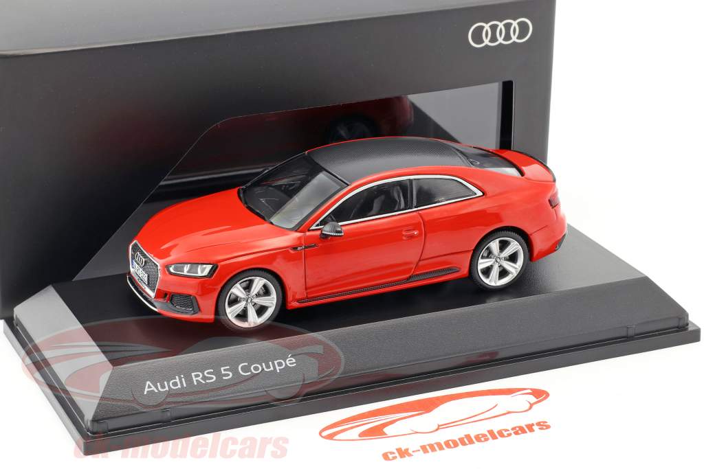 Audi RS 5 クーペ ミサノ 赤 1:43 Spark