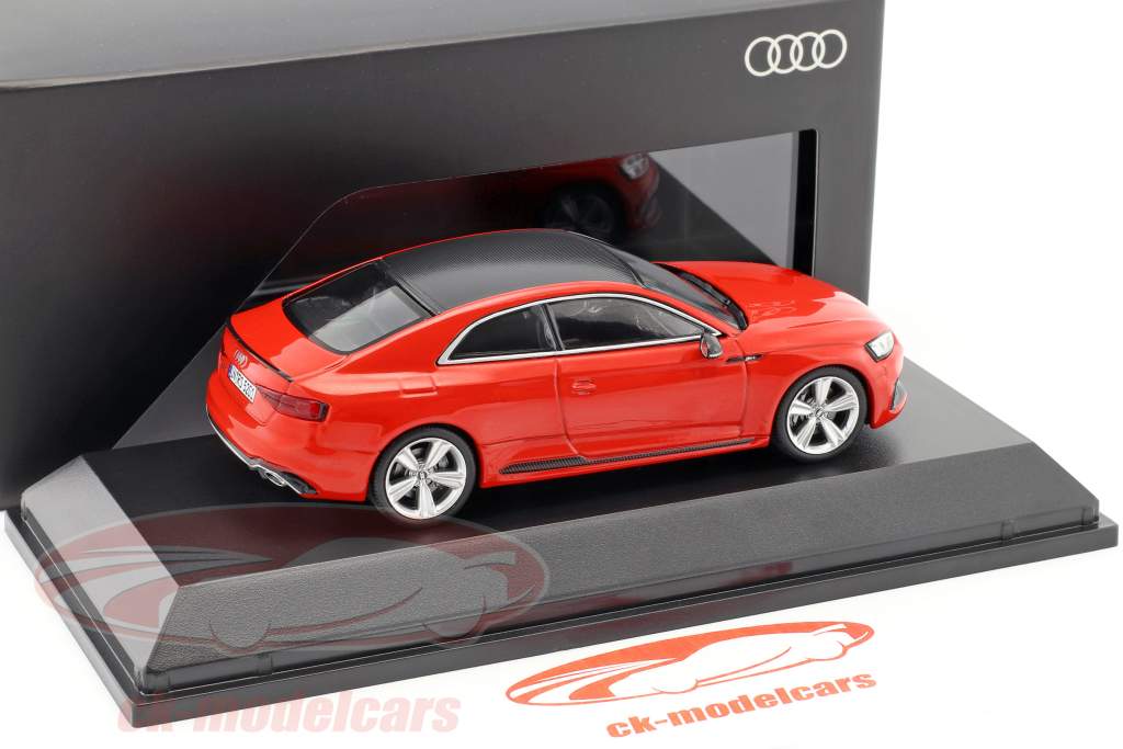 Audi RS 5 クーペ ミサノ 赤 1:43 Spark