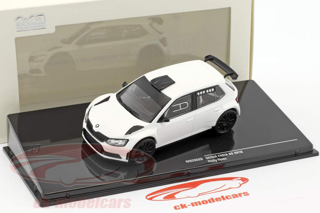 Skoda Fabia R5 année de construction 2016 Plain Body Version blanc 1:43 Ixo