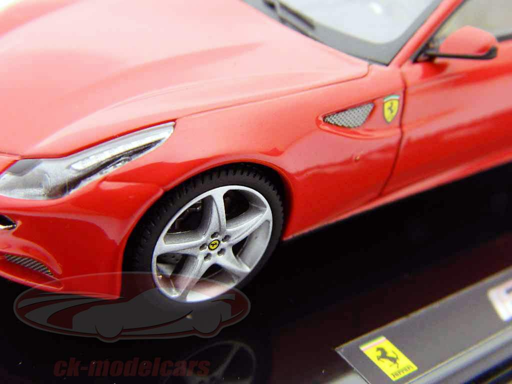 Ferrari FF Four 2010 rood 1:43 HotWheels Elite