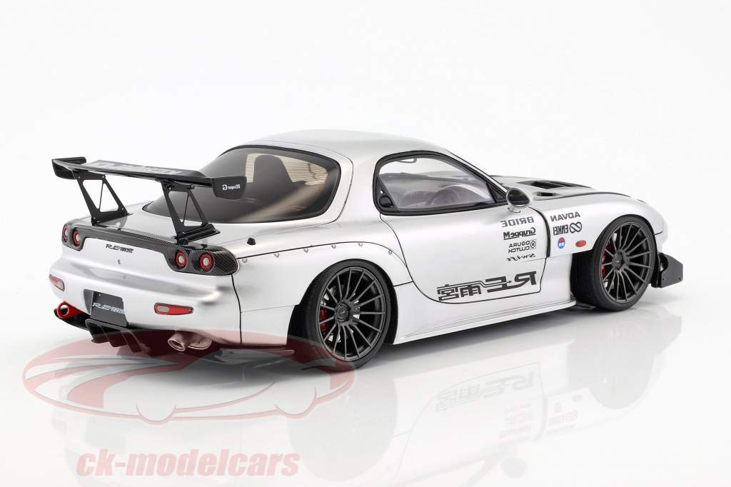 Mazda RX-7 (FD3S) RE Amemiya plata 1:18 Ignition Model