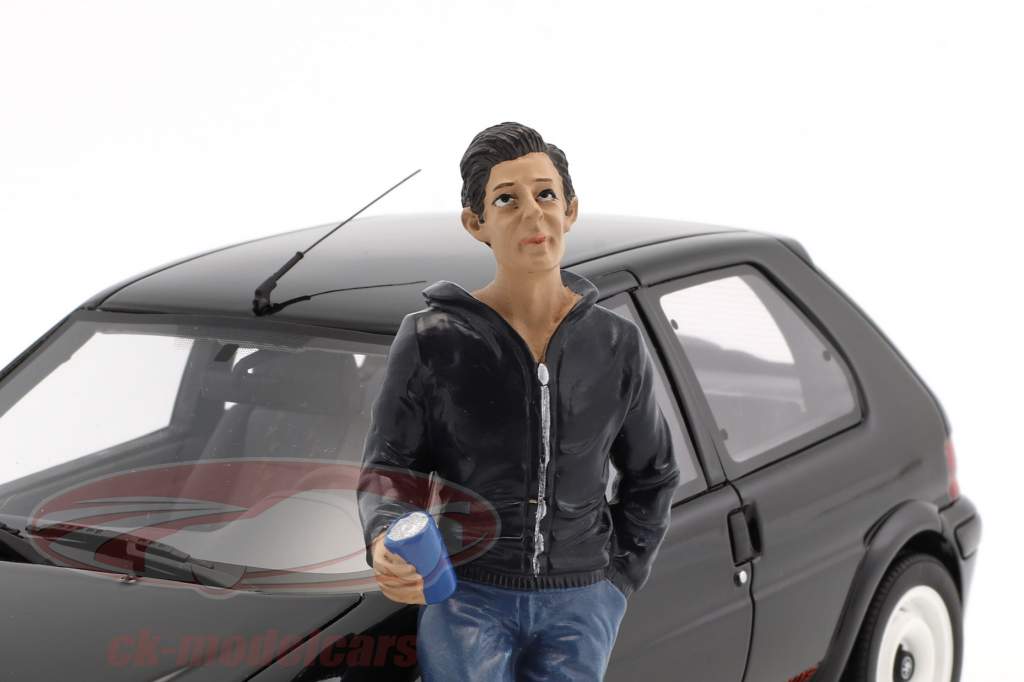 hanging Out James figure 1:18 American Diorama