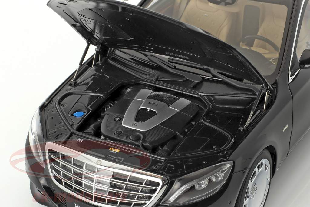 Mercedes-Benz Maybach S 600 Pullman 建造年份 2016 黑 1:18 AUTOart