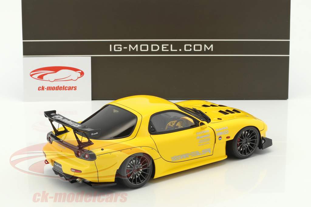 Mazda RX-7 (FD3S) RE Amemiya gul 1:18 Ignition Model