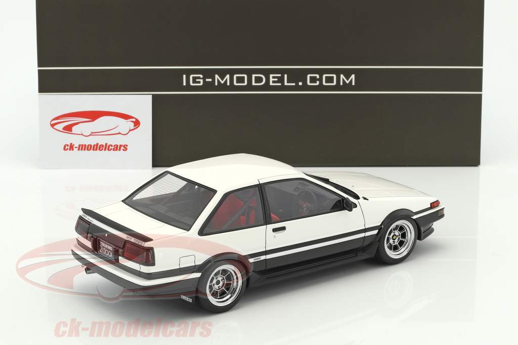 自動車 TOYOTA SPRINTER TRUENO GT APEX AE86 1:18 Amazon | ignition model 1/18 INITIAL D トヨタ Sprinter