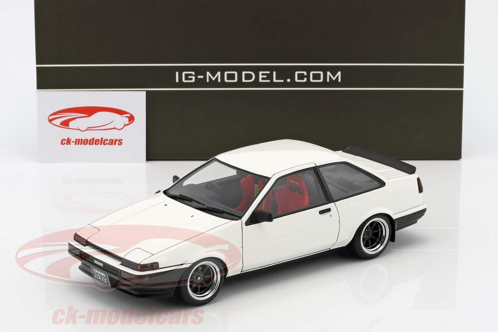 アディクション TOYOTA SPRINTER TRUENO 2ドア　ボディ Ignition Model 1:18 Toyota Sprinter Trueno (AE86) 2-Door GT