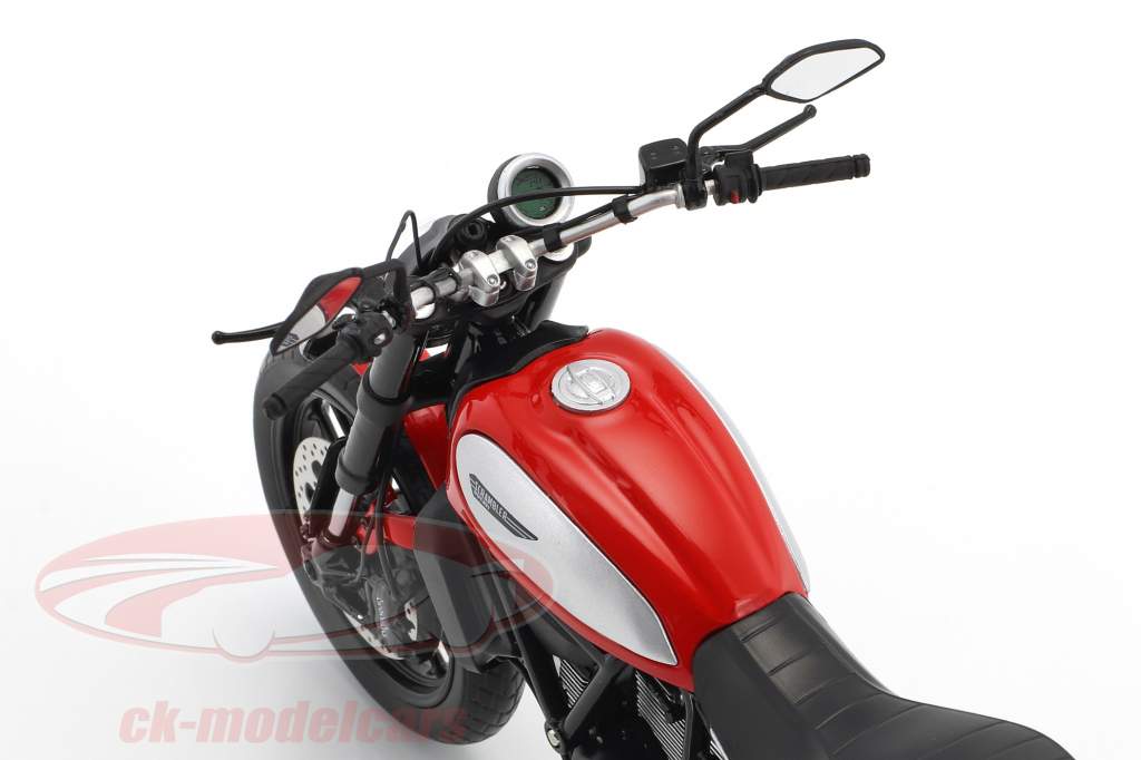 Ducati Scrambler Icon 803cc Opførselsår 2015 sort / rød 1:12 True Scale