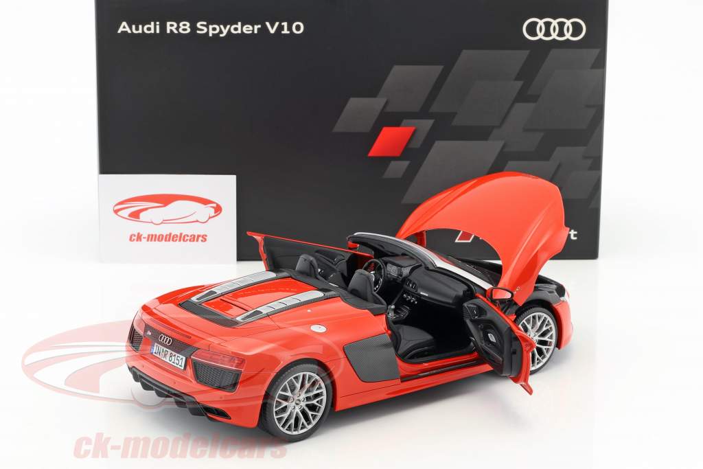 Audi R8 Spyder V10 dynamite red 1:18 iScale