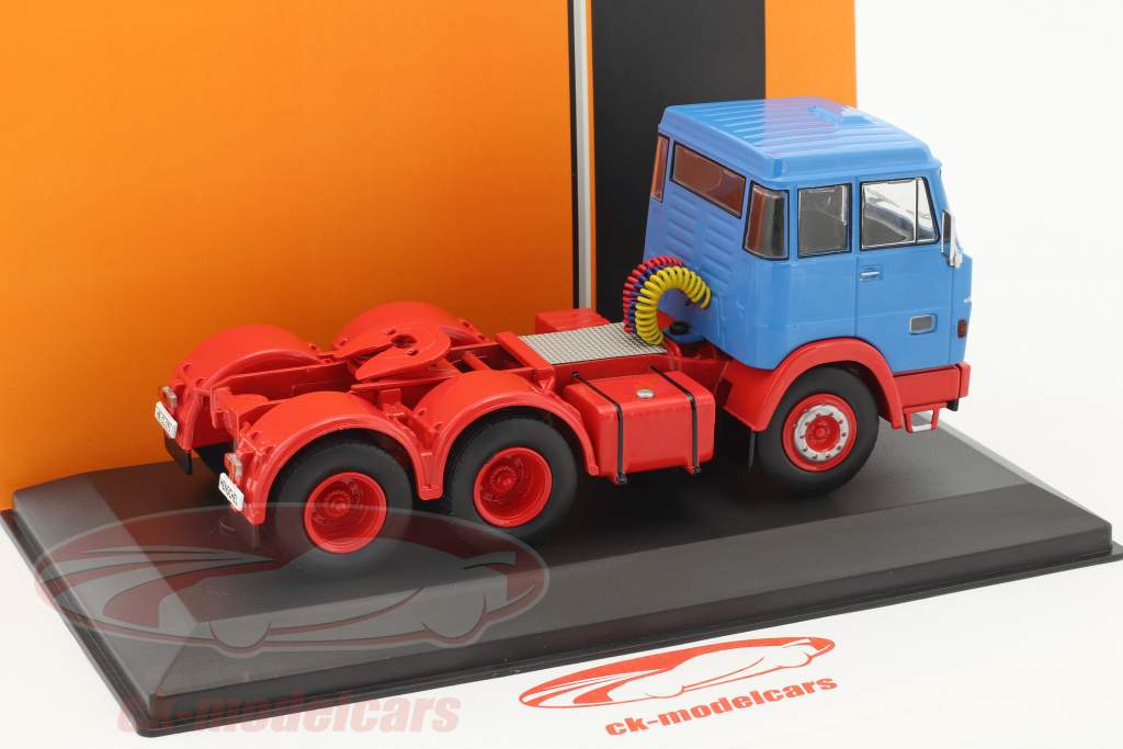 Henschel HS 19 TS 蓝 / 红 1:43 Ixo