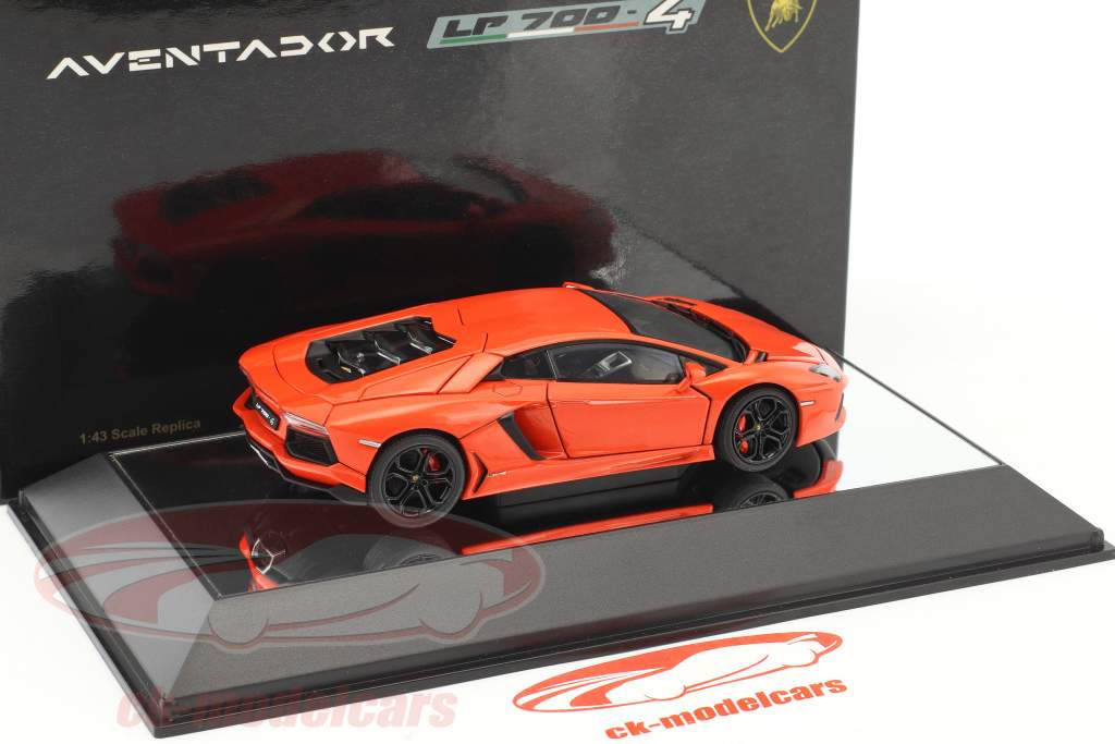 AUTOart 1:43 Lamborghini Aventador LP 700-4 2011 orange