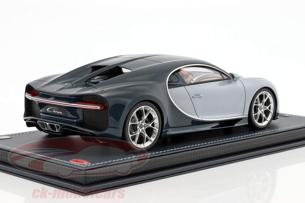Bugatti Chiron 築 2017 ライトブルー / 濃紺 1:18 MR Models