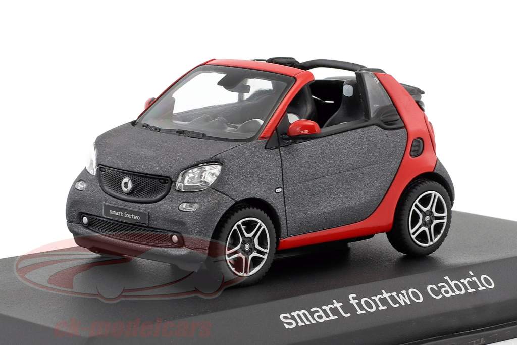 Smart fortwo Cabriolet (A453) rot / grau 1:43 Norev