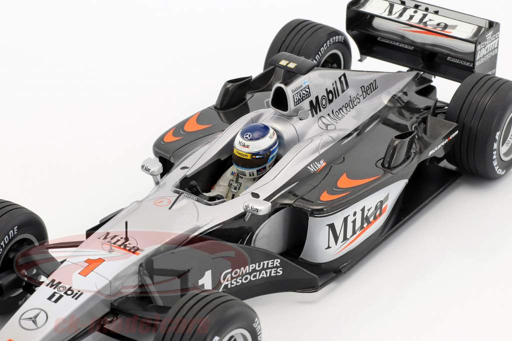 MINICHAMPS McLaren MP4/15 ミニカー 1/18 Minichamps 1:18 Mika Häkkinen McLaren MP4/13 #8 World