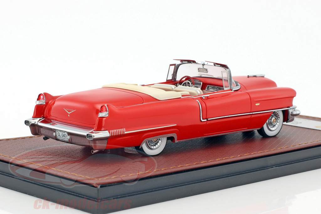 Cadillac Series 62 конвертируемый Open Top Год постройки 1956 красный 1:43 GLM