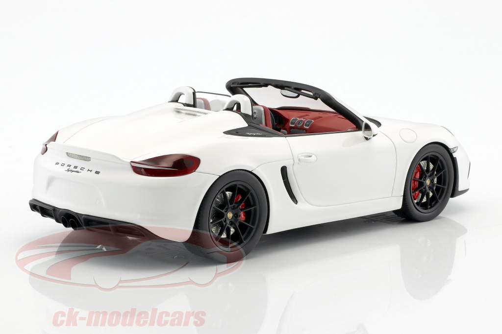 Porsche Boxster Spyder ano de construção 2016 branco 1:18 Spark