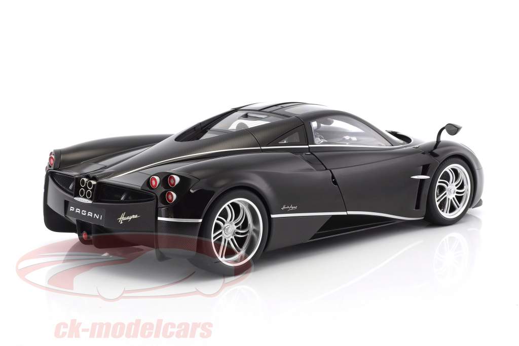Pagani Huayra ano de construção 2011 lustroso preto com prata listras 1:12 AUTOart