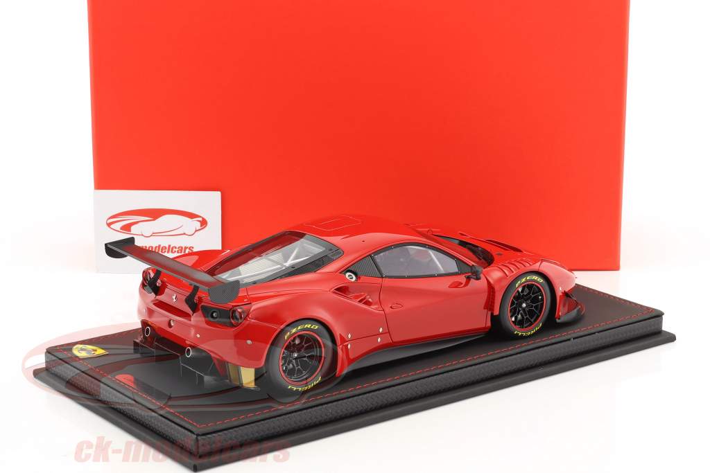 Ferrari 488 GT3 築 2016 赤 とともに ショーケース 1:18 BBR