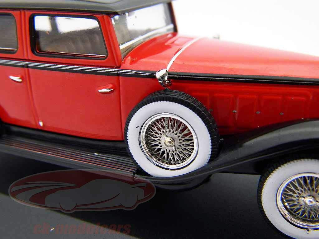 Minerva AL MY 1930 med sort tag 1:43 Ixo Museum