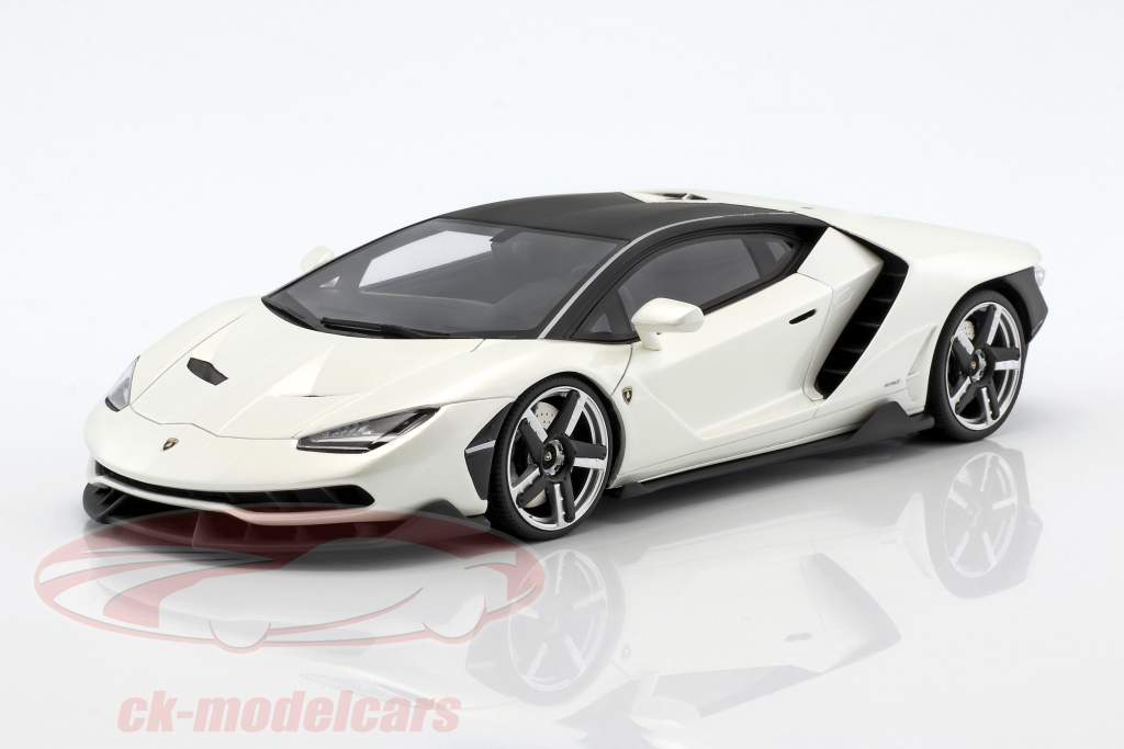 Lamborghini Centenario 建造年份 2016 珍珠 白 1:18 GT-Spirit