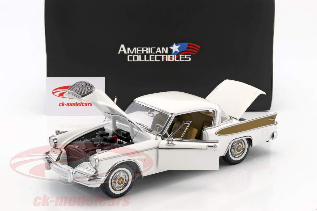 Studebaker Golden Hawk Год постройки 1957 arctic белый 1:18 SunStar