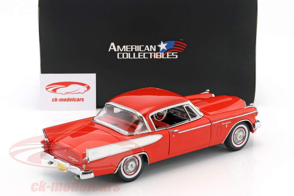 Studebaker Golden Hawk Opførselsår 1957 Apache rød 1:18 SunStar