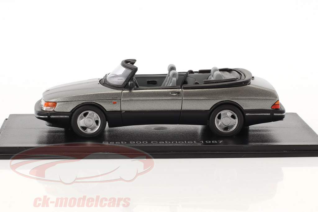 Saab 900 Cabriolet Bouwjaar 1987 grijs metalen 1:43 Neo