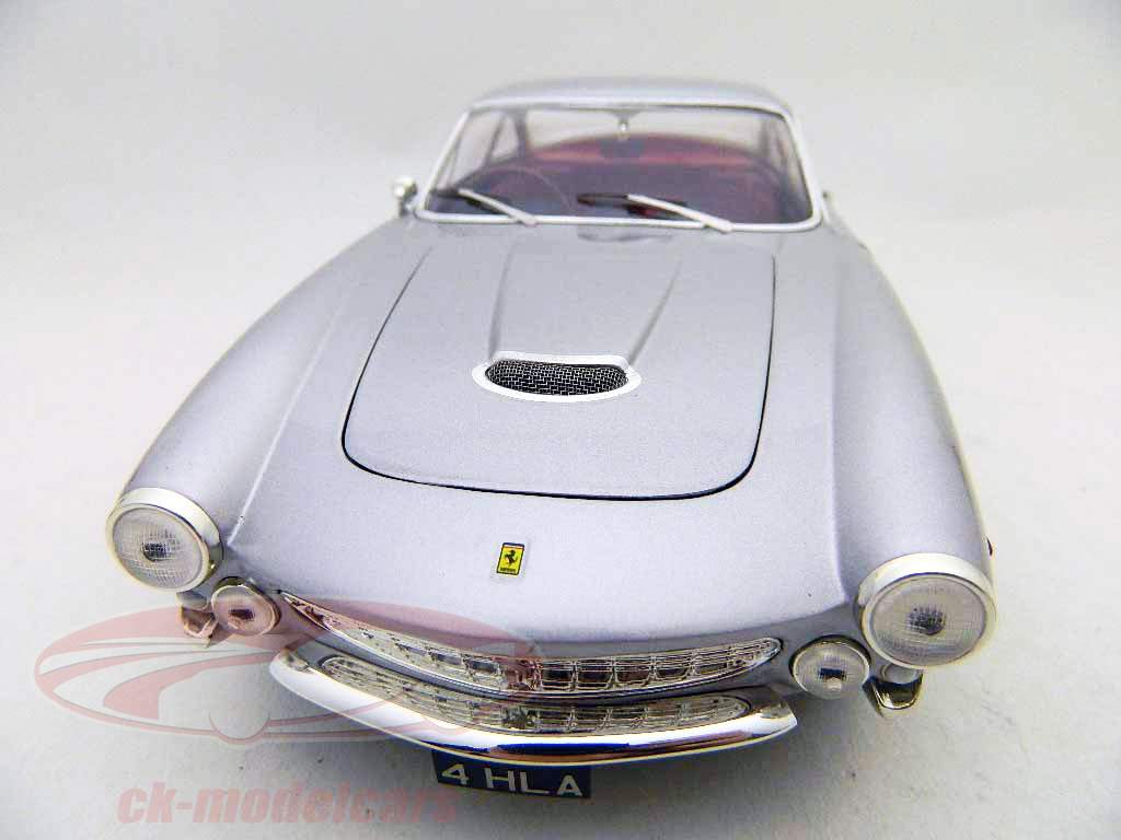 Eric Clapton's Ferrari 250 GT Berlinetta Lusso silver 1:18 HotWheels Elite