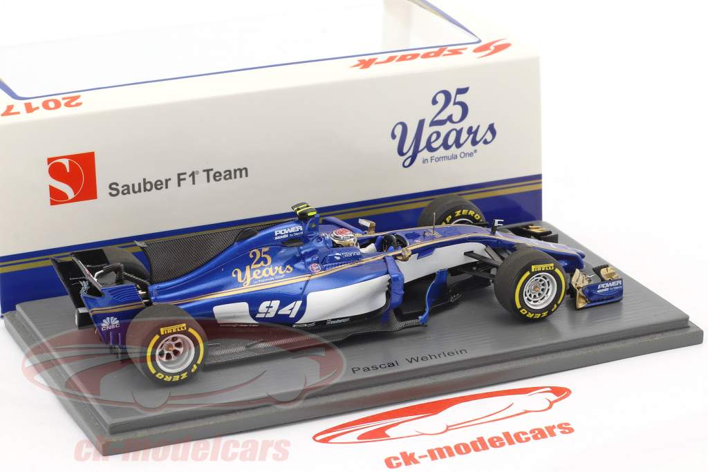 Pascal Wehrlein Sauber C36 #94 Bahrain GP formula 1 2017 1:43 Spark