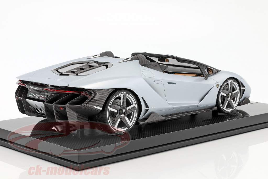 Lamborghini Centenario Roadster silver with showcase 1:12 LookSmart