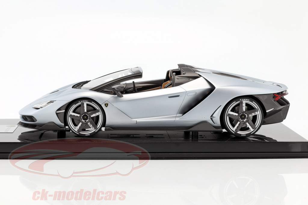 Lamborghini Centenario Roadster silver with showcase 1:12 LookSmart