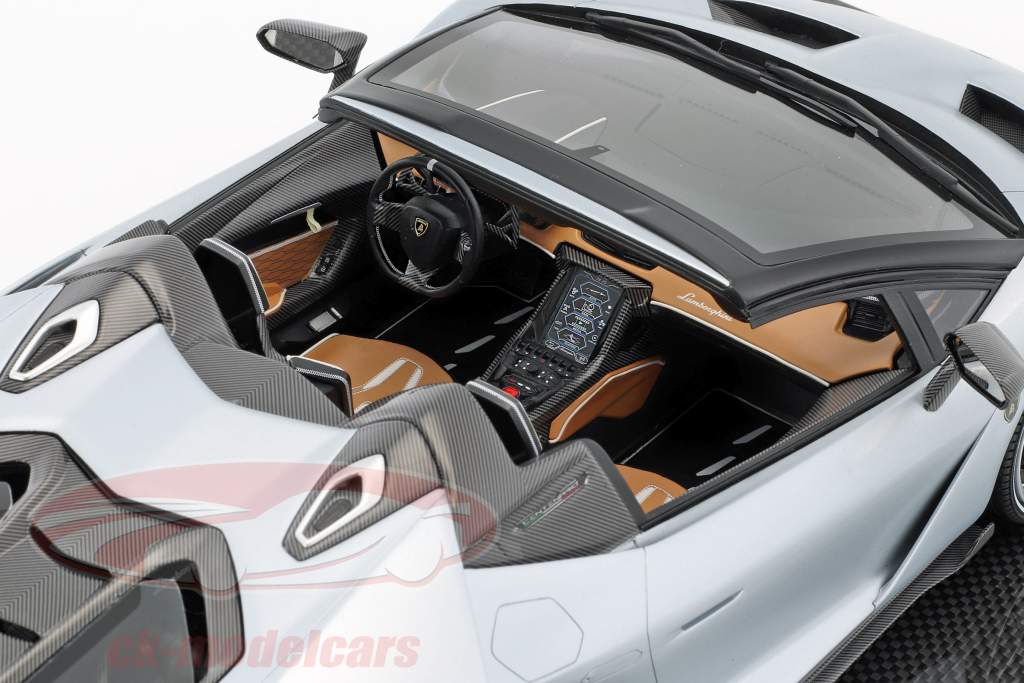 Lamborghini Centenario Roadster argent avec vitrine 1:12 LookSmart