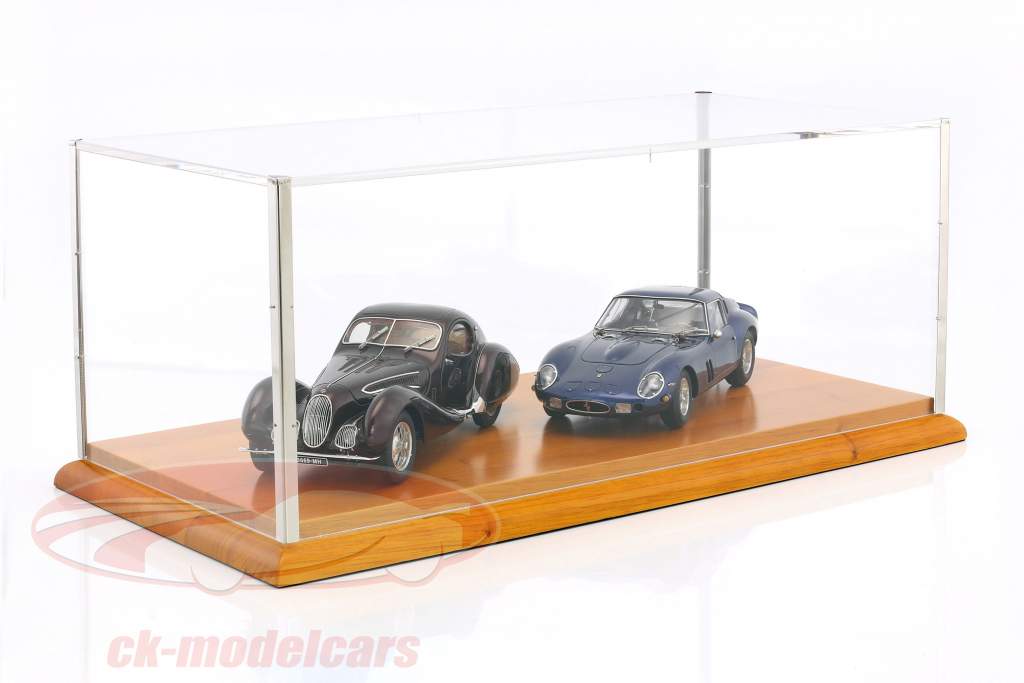 橱窗 为 赛跑 实用新型 在 1:18 和 汽车模型 在 规模 1:12 CMC