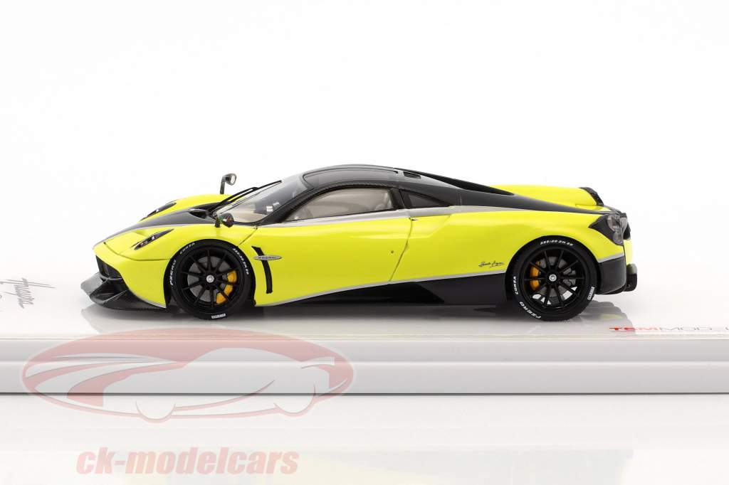 Pagani Huayra Pacchetto Tempesta Год постройки 2016 желтый 1:43 TrueScale