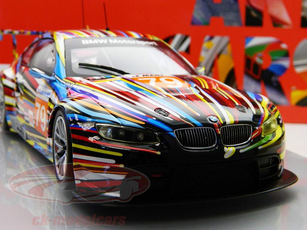Minichamps 1:18 BMW M3 GT2 Jeff Koons BMW Art Car