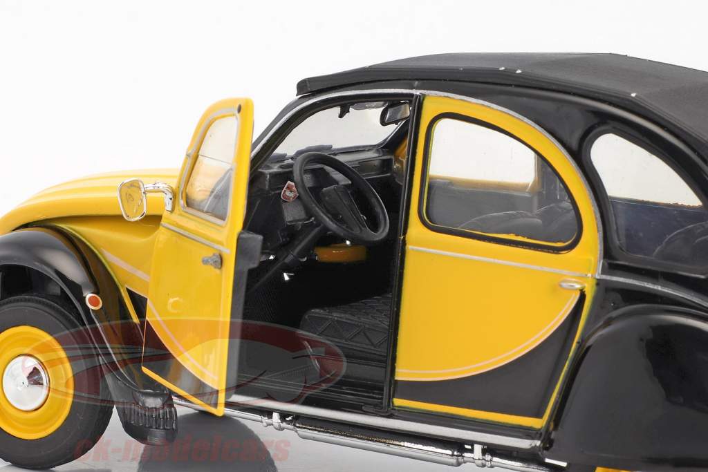 Citroen 2CV 6 Charleston année de construction 1982 jaune / noir 1:24 Welly