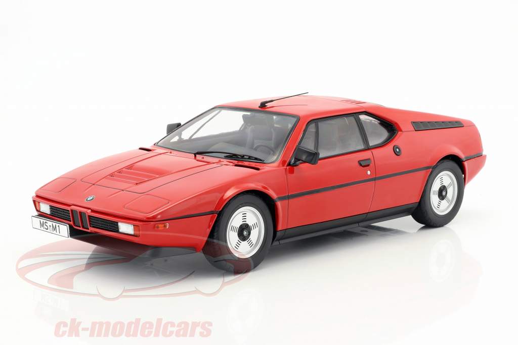 KK Scale 1/12 BMW M1 E26 ストリート 1978 レッド KK-Scale 1:12 BMW M1 (E26) Street year 1978 red KKDC120011