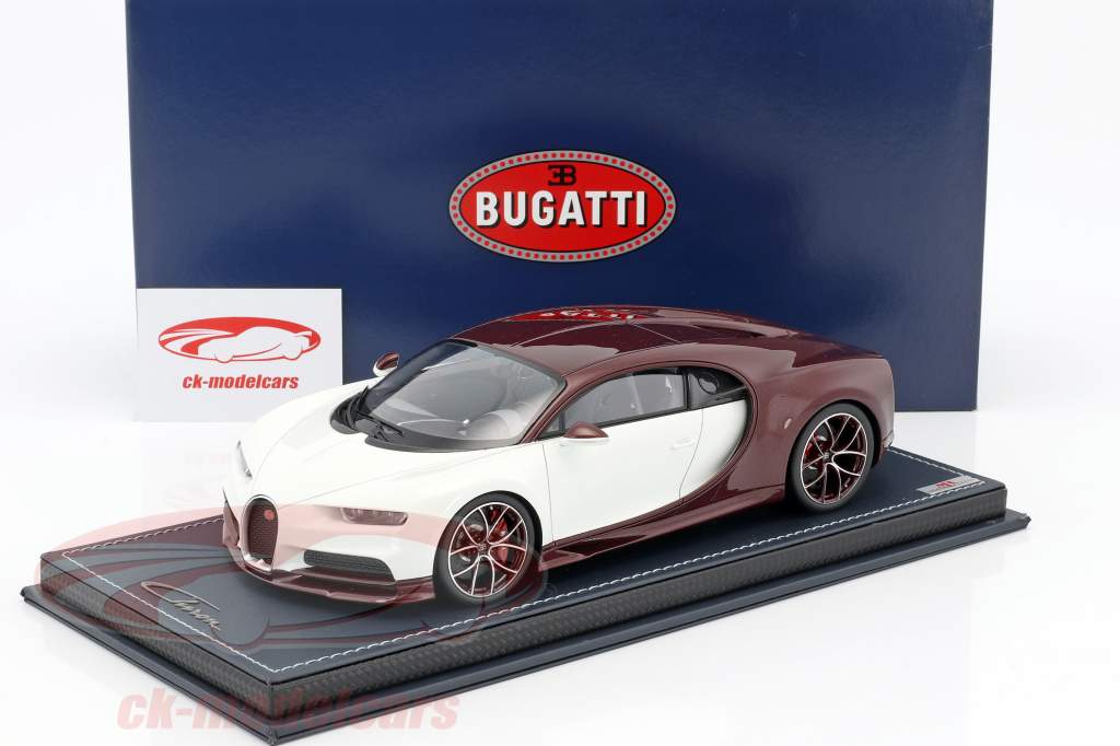 Bugatti Chiron red carboxylic / glacier white with showcase 1:18 MR Models