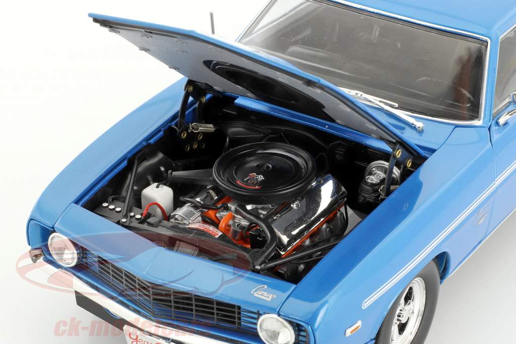 Brian's Chevrolet Yenko Camaro фильм 2 Fast 2 Furious 2003 синий 1:18 Greenlight