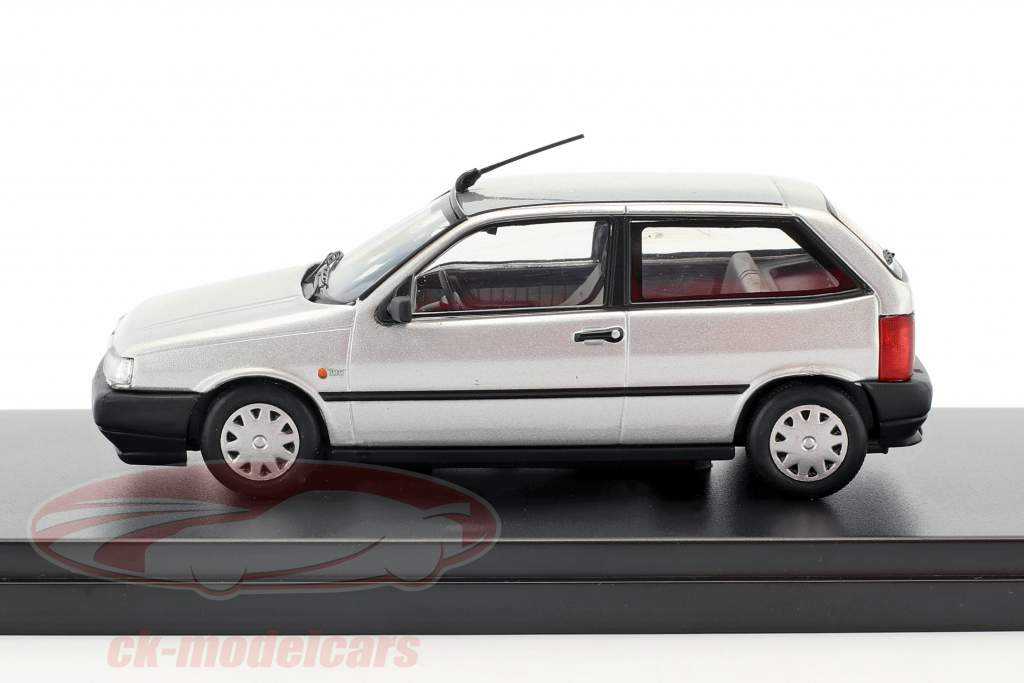 Fiat Tipo 3 porte anno 1995 argento 1:43 Premium X