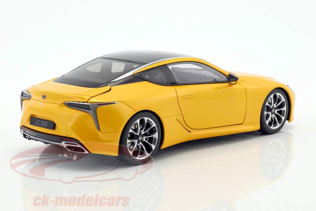 Lexus LC 500 黄 金属的 1:18 AUTOart